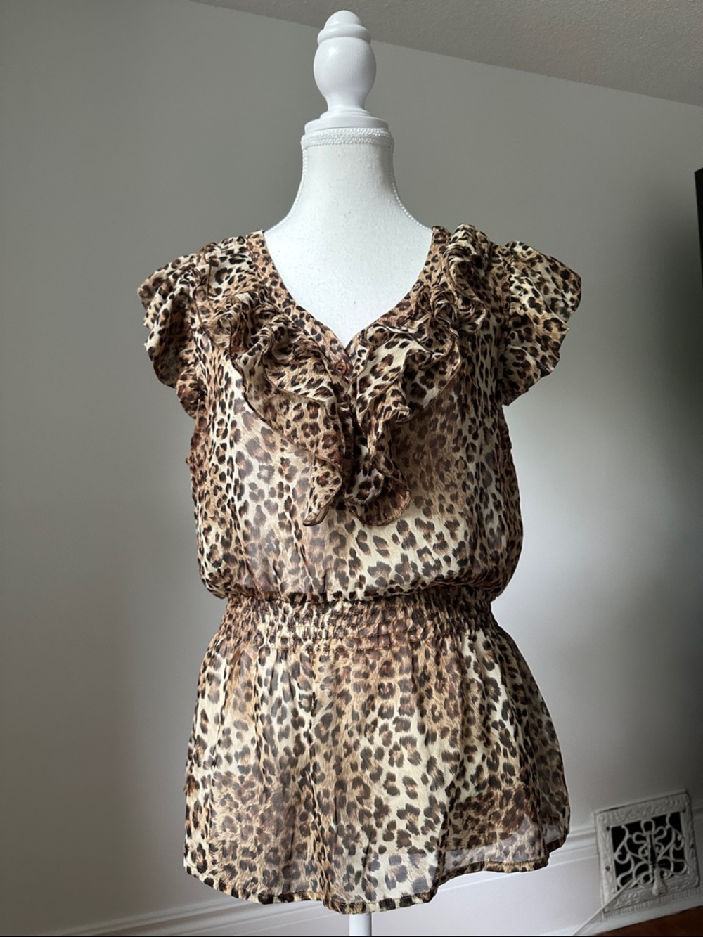 DOTS‎ Y2K Cheetah Print Sheer Boho Vacation Cinched Ruffle Blouse Medium